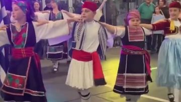 δημοτικοι χοροι παιδικη ομογενειακη κομπανια