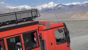 παμιρ ταξιδι λεωφορείο ξενοδοχειο