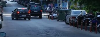δρομος της πόλης κινηση παρκαρισμα