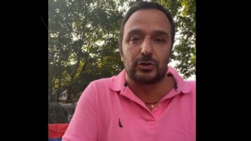 δημητρης φιλιππίδης δημοσιογραφος