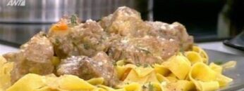 Χοιρινό λεμονάτο με παπαρδέλες