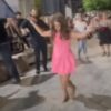 Κρητικοπούλα που ξετρέλανε με το χορό της