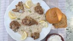 Κρητικό κατσικάκι με γαμοπίλαφο